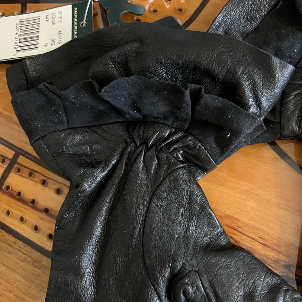 Lauren Ralph Lauren Black Leather Ladies Gloves. NWT. Size M - Picture 4 of 5